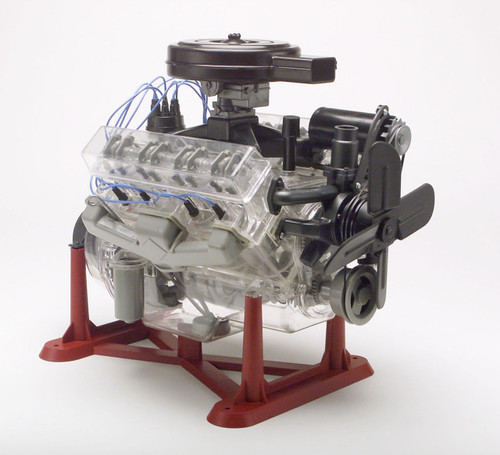RMX8883 1/4 Revell Visible V-8 Engine Plastic Model Kit 8883 MMD Squadron