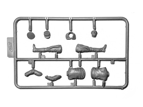 ICM Modellbausatz Yak-9K 1:32 - Sowjetischer Jagdflieger WWII - Detailliert
