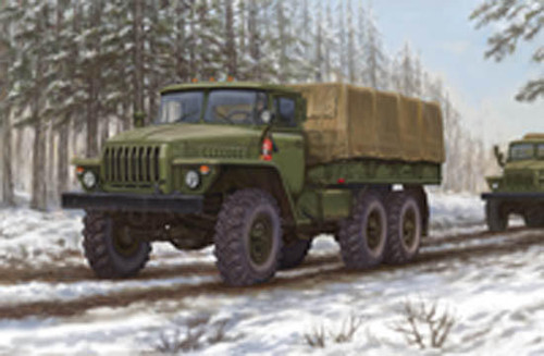 TRP1012 1/35 Trumpeter Russian URAL-4320 Truck  MMD Squadron