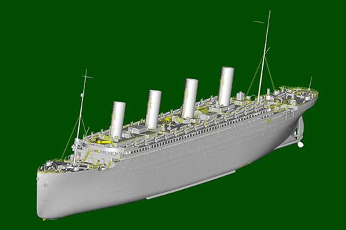 TRP3720 1/200 Trumpeter RMS Olympic Ocean Liner - PREORDER  MMD Squadron