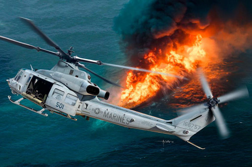 TRP5118 1/35 Trumpeter UH-1Y Venom Helicopter - MMD Squadron TRP5118 1/35 Trumpeter UH-1Y Venom Helicopter - MMD Squadron