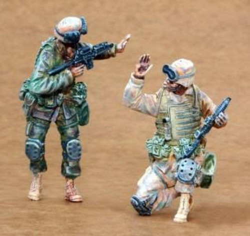 CMK-129-F35163 1/35 CMK US Infantry Freedom Iraq part I (2 fig.)  129-F35163 MMD Squadron