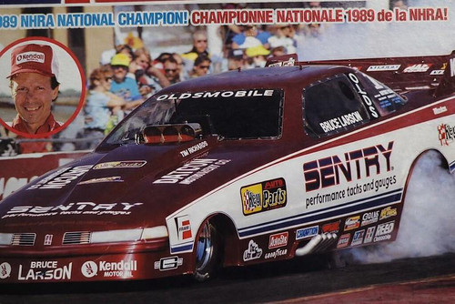 ALMH7460 1/24 Atlantis Bruce Larson's Sentry 1989 Oldsmobile Funny Car - FUTURE SP-7035D MMD Squadron