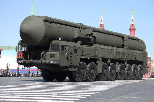 1/35 Trumpeter 15U175 TEL of RS-12M1 Topol-M ICBM Complex
