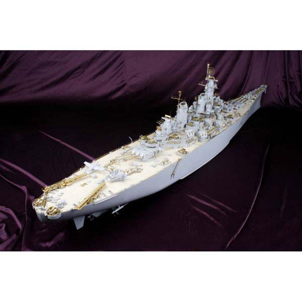 「MISSOURI」模型 1/200 KA Models USS Missouri Value Pack - Squadron.com