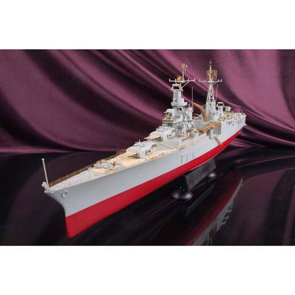 WhiteEnsignModels1/350 USS INDIANAPOLIS② Building the Academy 1/350 Scale U.S.S. Indianapolis Heavy