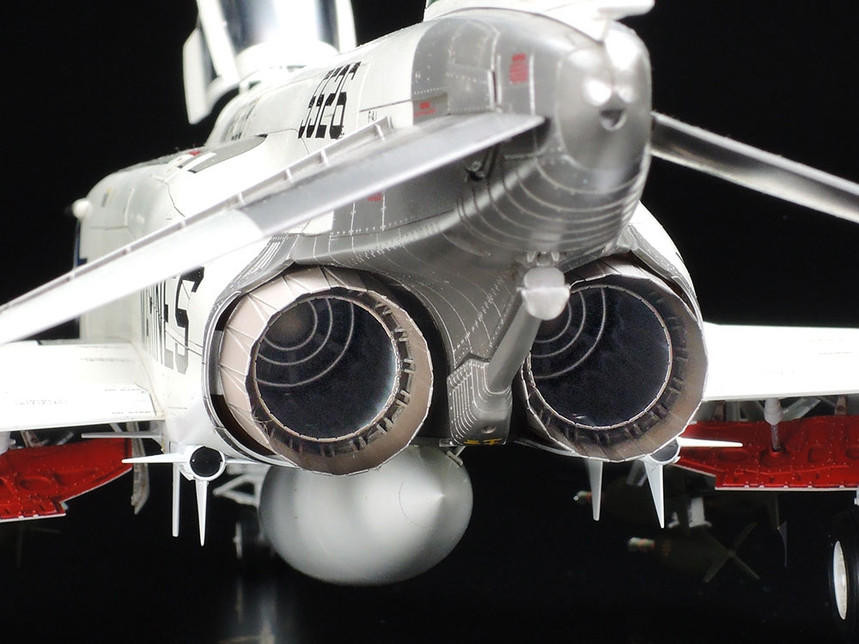 Tamiya 60306 McDonnell Douglas F-4J Phantom II 1:32 Modellbau