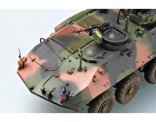 1/35 Trumpeter USMC LAV-AT Light Armored Anti-Tank Vehicle