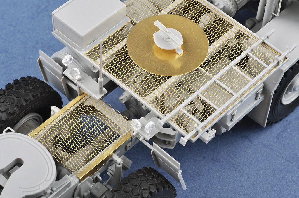 1/35 M983 HEMTTトラクター&ペトリオット PAC-3 1/35 M983 HEMTTトラクター&ペトリオット PAC-3 Amazon