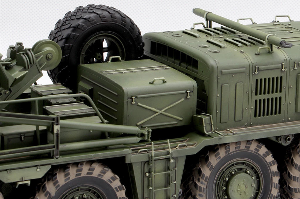 1/35 Trumpeter KET-T Recovery Vehicle based on MAZ537 Heavy Truck