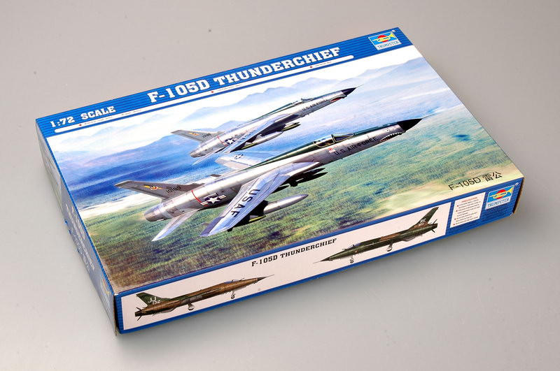 最終値下 TRUMPETER F-105D Thunderchief F-105D Thunderchief by Roger Fabrocini (Trumpeter 1/72)