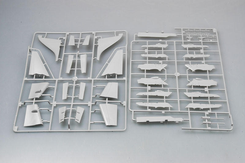 1/32 Trumpeter AV8B Harrier II Early Version Attack Aircraft