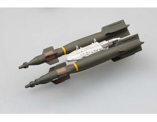 1/32 Trumpeter AV8B Harrier II Early Version Attack Aircraft