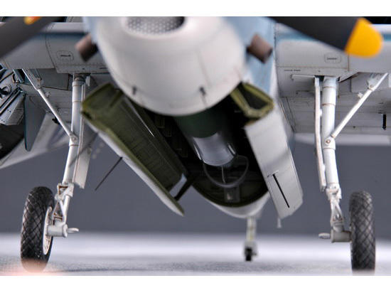 1/32 Trumpeter TBF1C Avenger Aircraft - Squadron.com