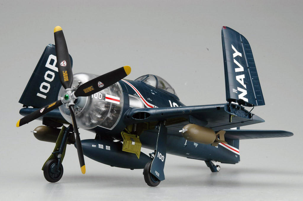 1/32 Trumpeter F8F1 Bearcat Fighter - Squadron.com