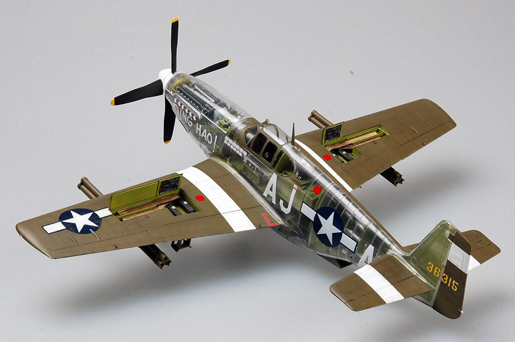1/32 Trumpeter P51B Mustang Fighter - Squadron.com