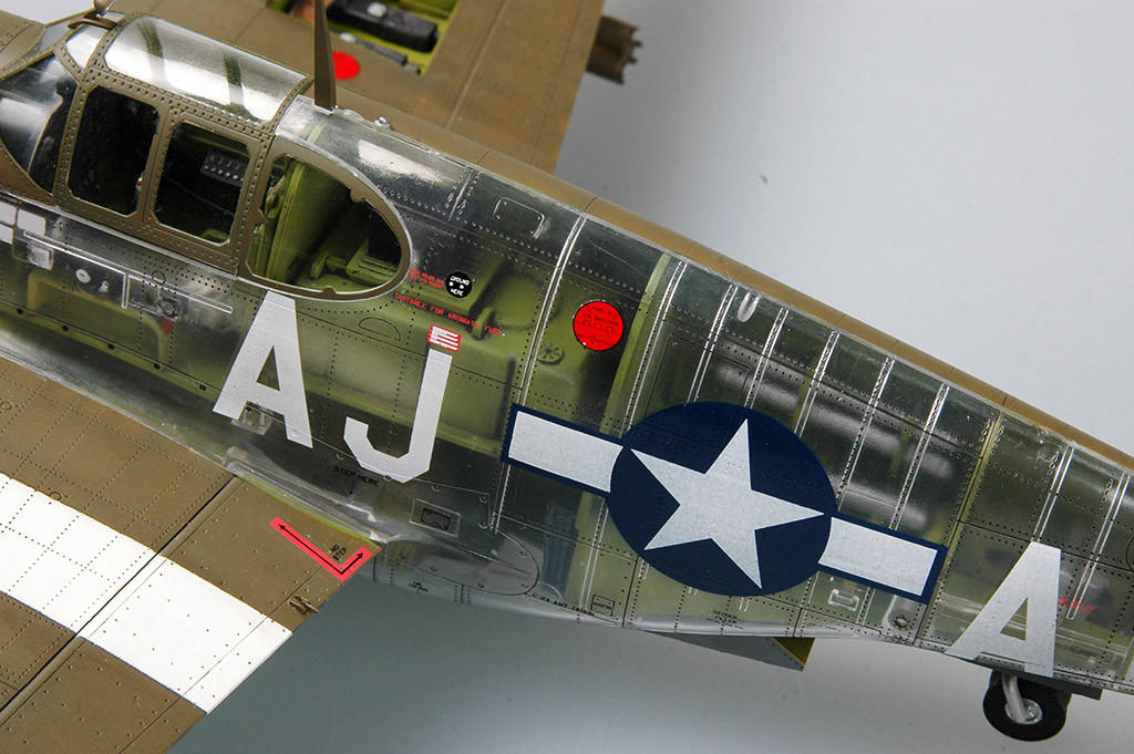 1/32 P-51B C マスタングIII 1/32 Trumpeter Mustang III (P51B/C) RAF Fighter - Squadron.com