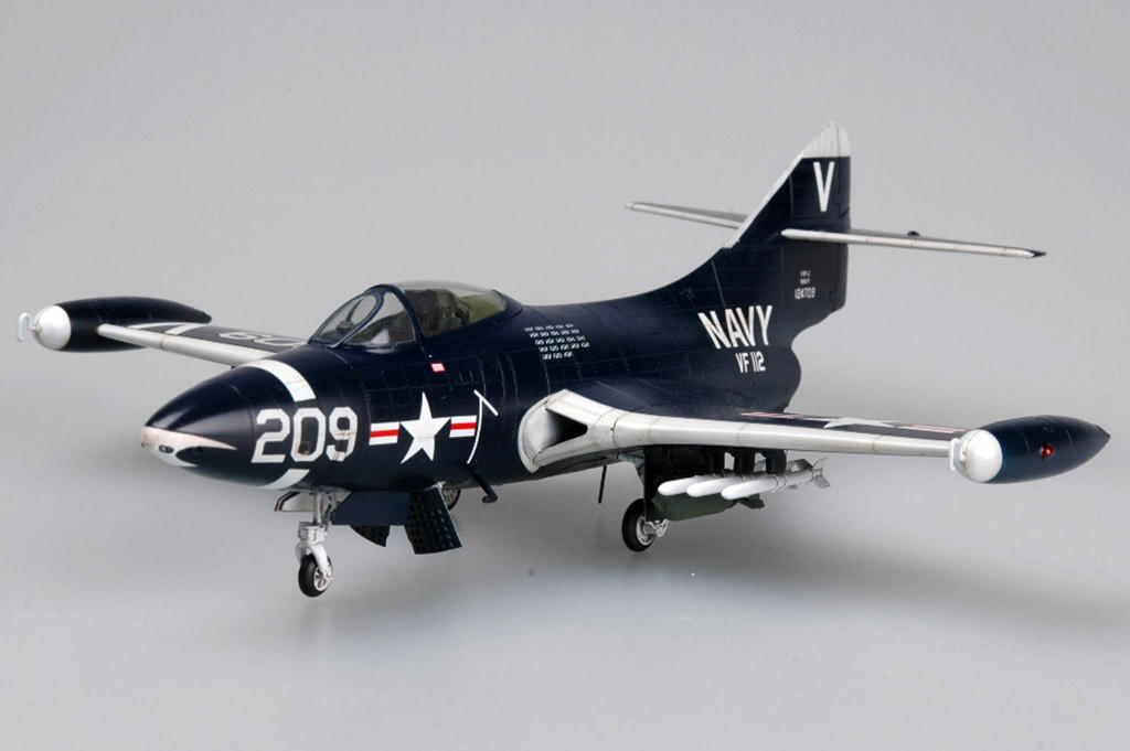 美品 Grumman F9F-2 Panther アメリカ 戦闘機 1/48模型 1/48 Trumpeter F9F2 Panther USN Fighter - Squadron.com