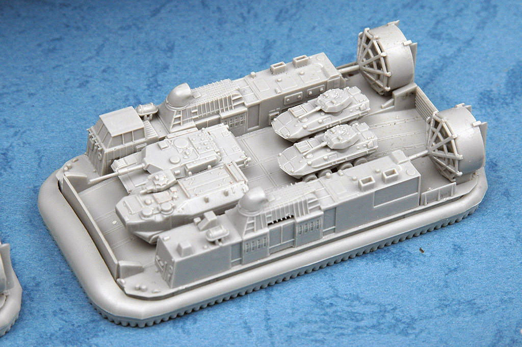 1/350 Trumpeter USS Wasp LHD1 Amphibious Assault Ship - Squadron.com