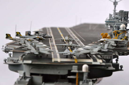 1/350 Trumpeter USS Kitty Hawk CV-63 Aircraft Carrier Plastic