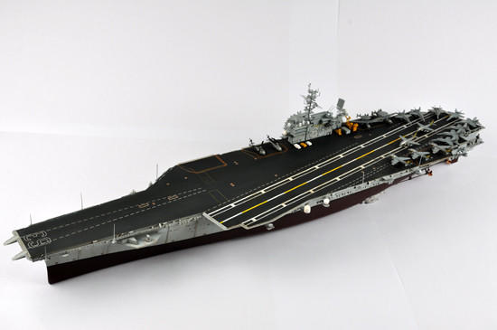 1/350 Trumpeter USS Kitty Hawk CV-63 Aircraft Carrier Plastic