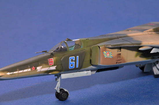 トランペッター 1/48 MiG-27M フロッガーJ型 プラモデル 05803 2zzhgl6 1/48 Trumpeter Mig27M Flogger J Russian Fighter - Squadron.com