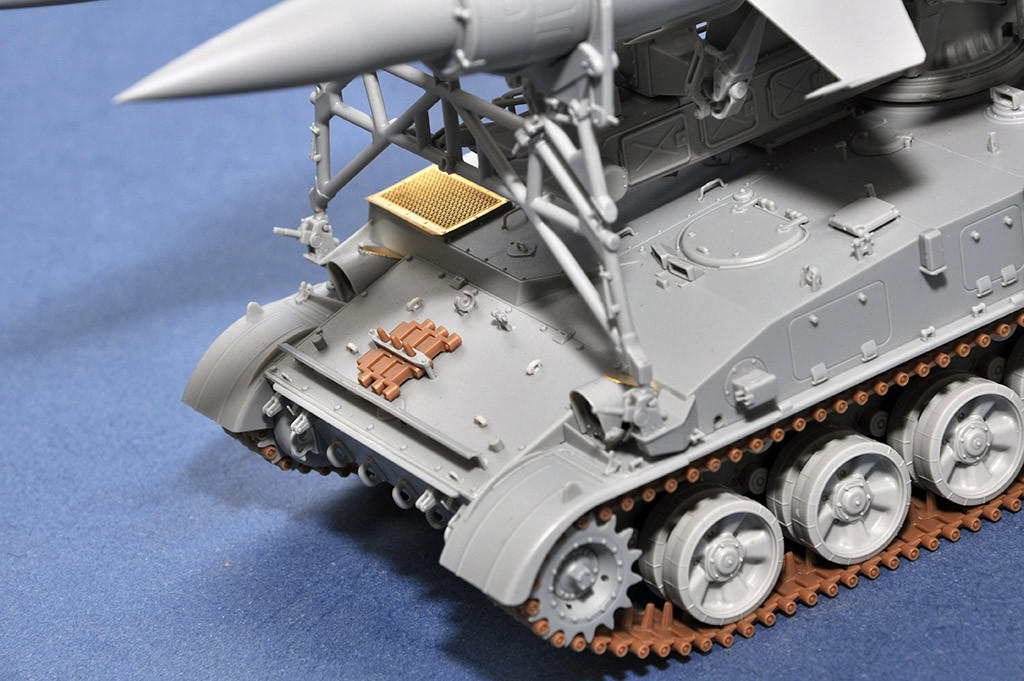 1/35 Trumpeter Soviet 2K11A TEL w/9M8M Missile Krug-A (SA4