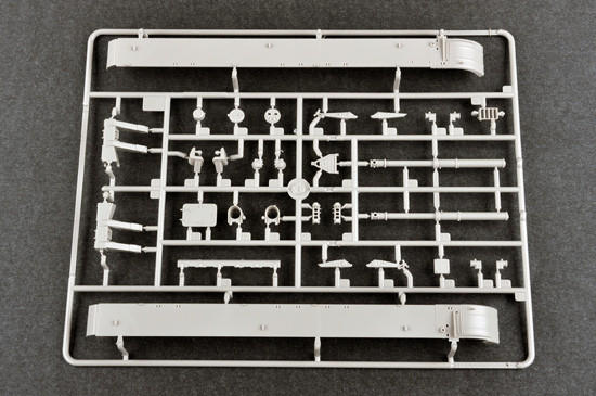 1/35 Trumpeter Soviet 2K11A TEL w/9M8M Missile Krug-A (SA4 Ganef