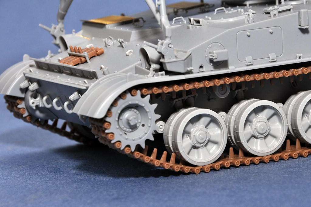 1/35 Trumpeter Soviet 2K11A TEL w/9M8M Missile Krug-A (SA4
