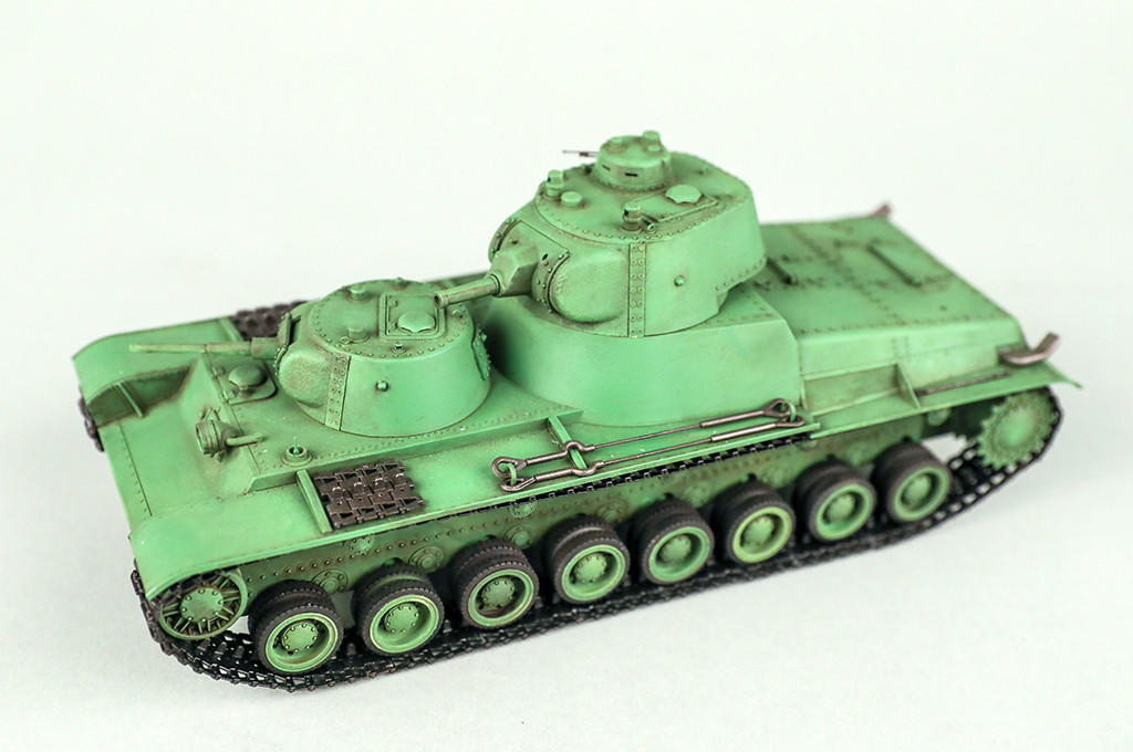 1/35 Trumpeter Soviet T100 Heavy Tank Plastic Model Kit - Squadron.com