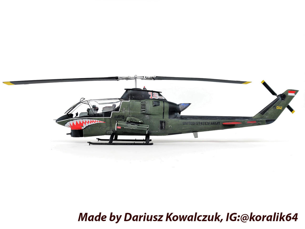 1/32 ICM AH-1G Cobra (late production), US Attack Helicopter
