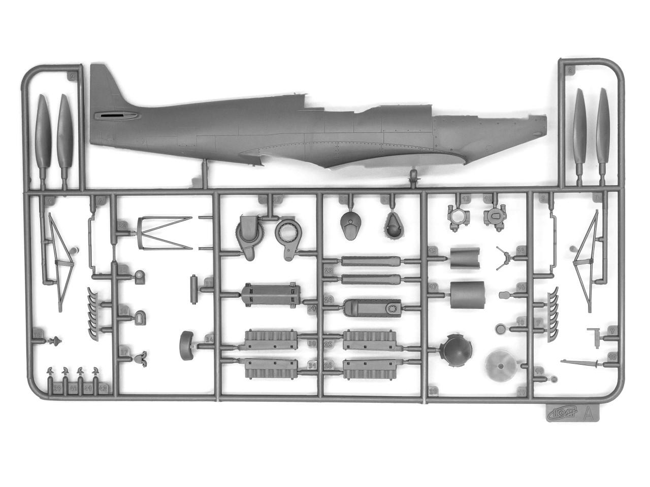 1/48 ICM Spitfire Mk.IX with RAF Pilots and Ground Personnel
