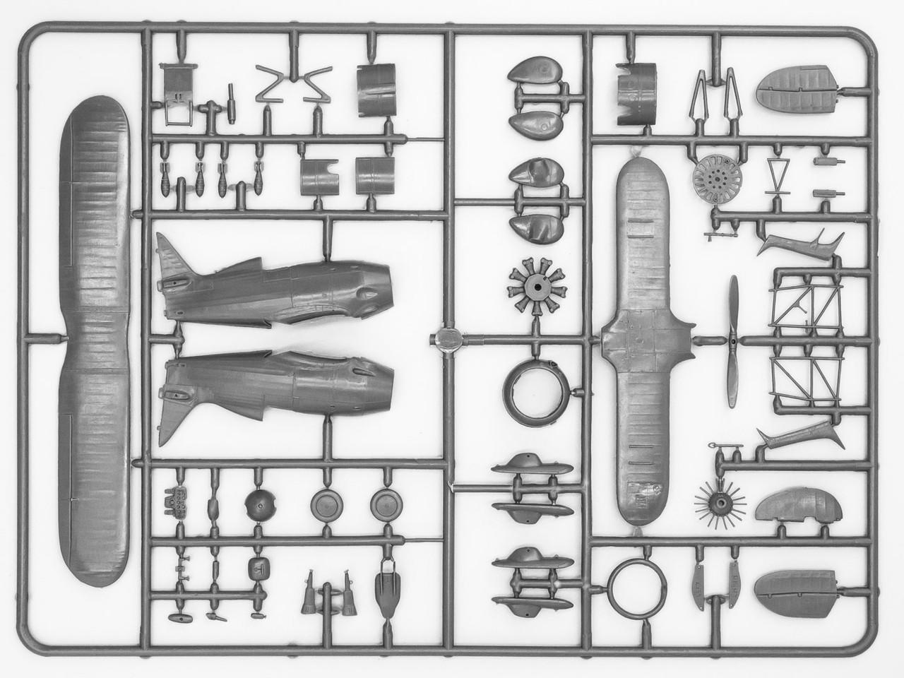 1/72 ICM I-15 bis, WWII Soviet Biplane Fighter (winter version