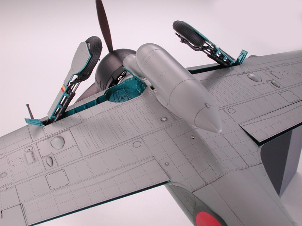 1/32 Tamiya A6M5 Zero Type 52 Plastic Model Kit - Squadron.com