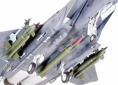 ＴＡＭＩＹＡ Ｆ-１５Ｅ １/３２　　新品 1/32 SCALE BOEING F-15E STRIKE EAGLE W/BUNKER BUSTER | TAMIYA