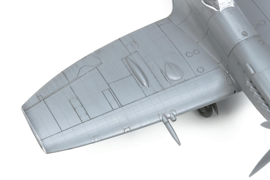 TAMIYA スーパーマリン スピットファイア Mk.XVIe 1/32 1/32 スーパーマリン スピットファイアMk.XVIe: スケールモデル