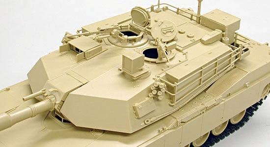 1/35 Tamiya M1A2 Abrams 120mm Gun MBT Plastic Model Kit