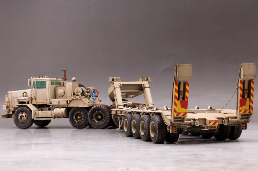 M911 C-HET (8X6) & M747 セミトレーラー U.S. M911 C-HET (8x6) & M747 Heavy Equipment Semi-Trailer