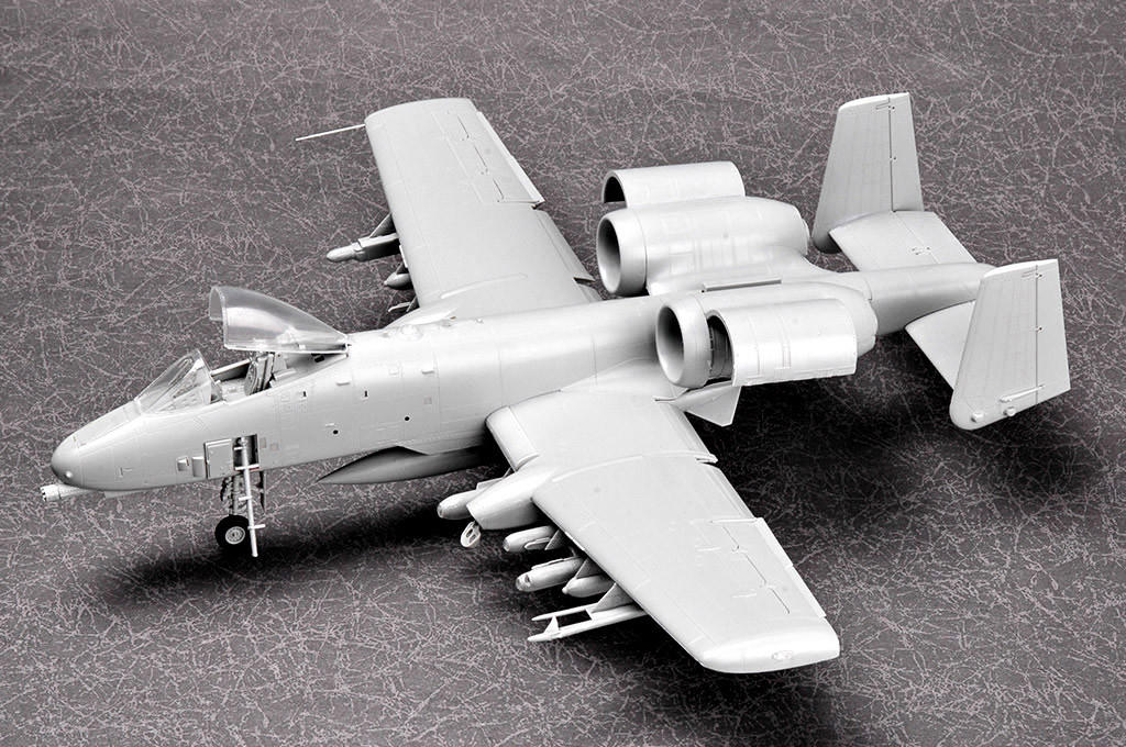1/48 Hobby Boss A-10A Thunderbolt II - Squadron.com