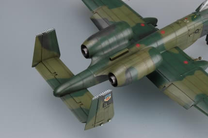 1/48 Hobby Boss A-10A Thunderbolt II - Squadron.com