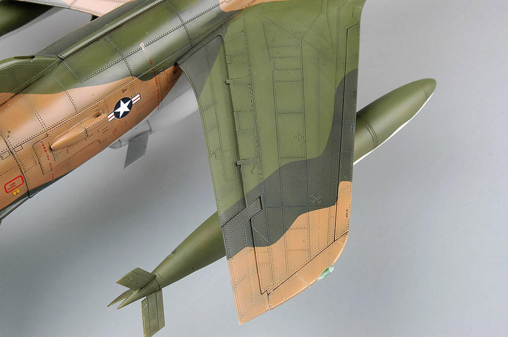 1/48 Hobby Boss F-105D Thunderchief - Squadron.com