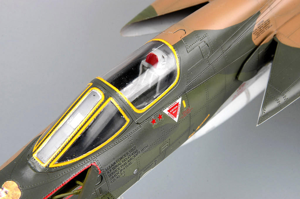 1/48 f-105d サンダーチーフ　ホビーボス ホビーボス 80332 1/48 F-105D サンダーチー モデルキット