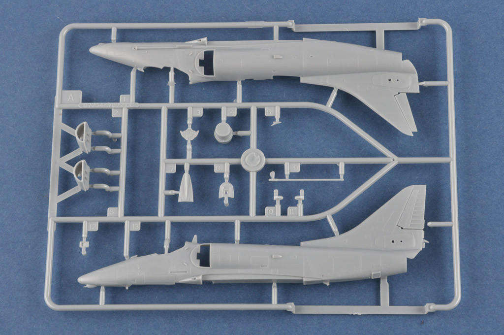 1/72 Hobby Boss A-4F Sky Hawk - Squadron.com