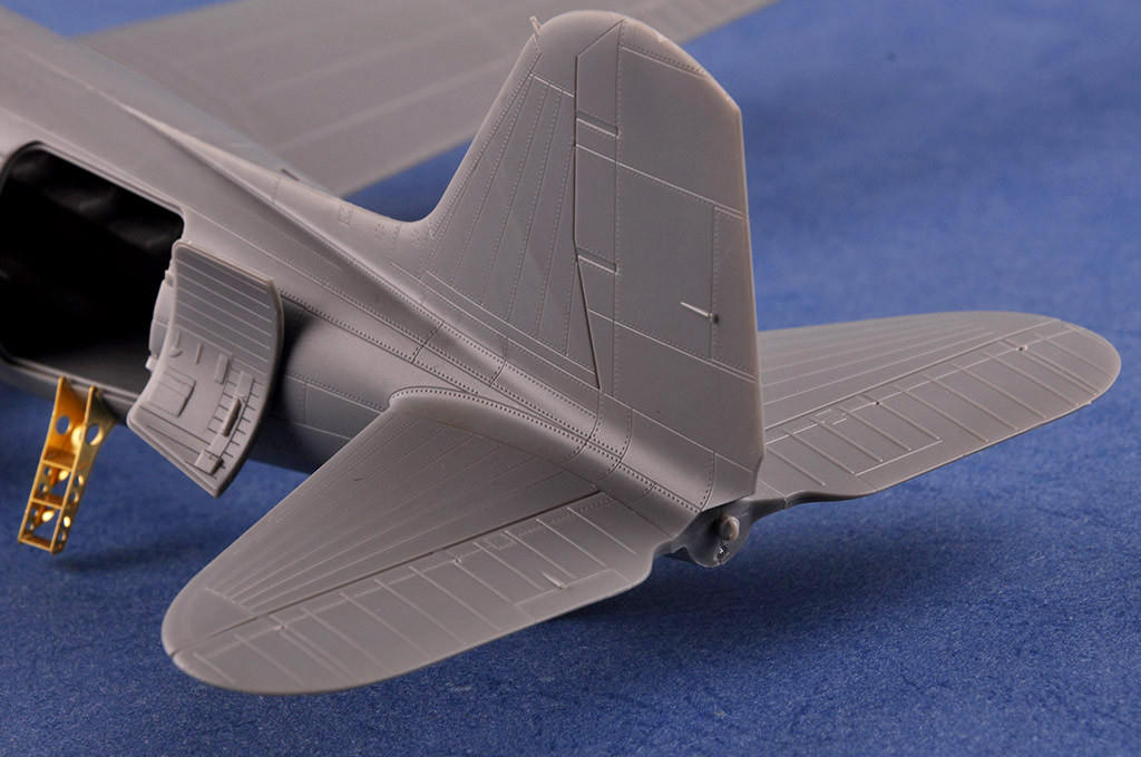 1/72 Hobby Boss C-47A Skytrain - Squadron.com