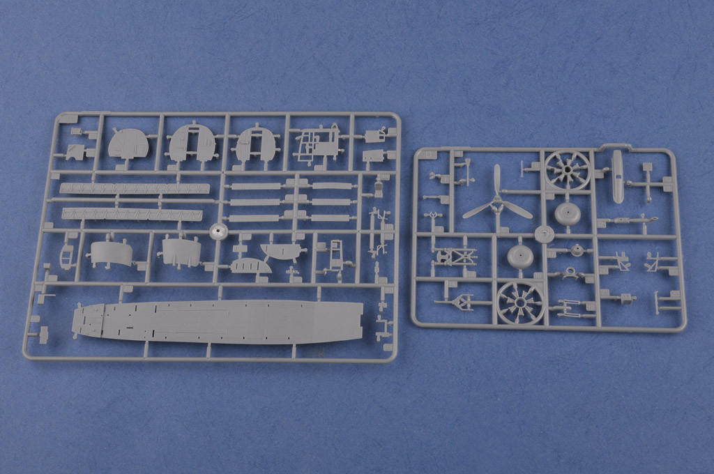 SKY47ページ 1/72 Hobby Boss C-47A Skytrain - Squadron.com