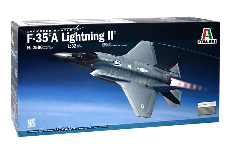 未使用品　F-35A Lightning II 1/32 Italeri 1/32 F-35A Lightning II Jet Fighter CTOL Version (Conventional