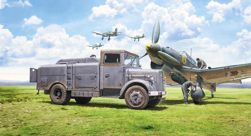 プラモデル　1/35 kfz.385 Tankwagen [38467/6467] Kfz. 385 Tankwagen (Opel Blitz), Italeri 6467 (2012)