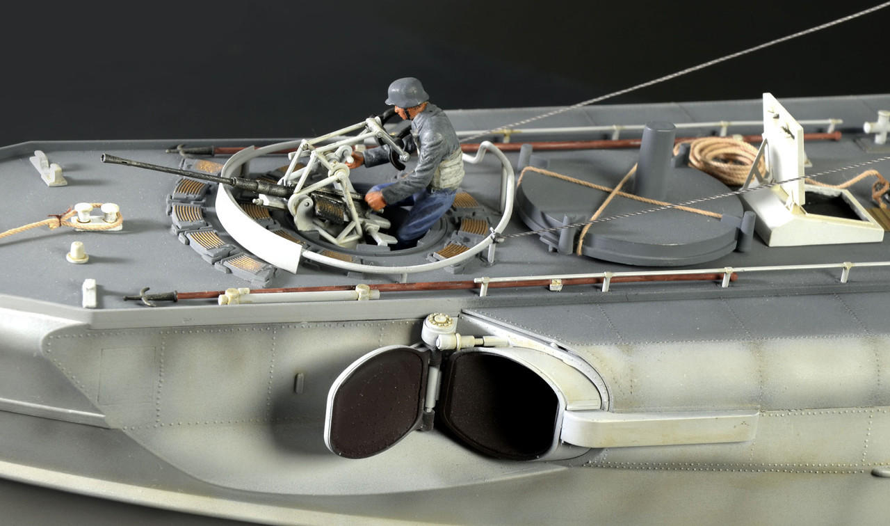 1/35 WWII Schnellboot Type S100 Military Boat - Squadron.com