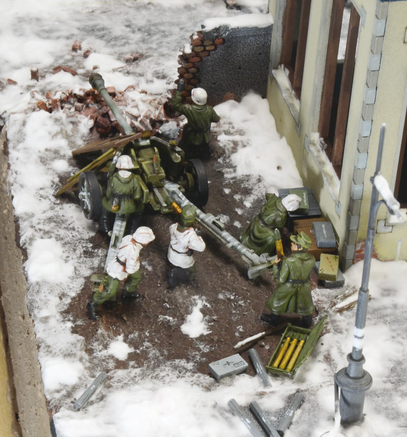 1/72 Italeri WWII Stalingrad Tractor Plant Assault Diorama Set