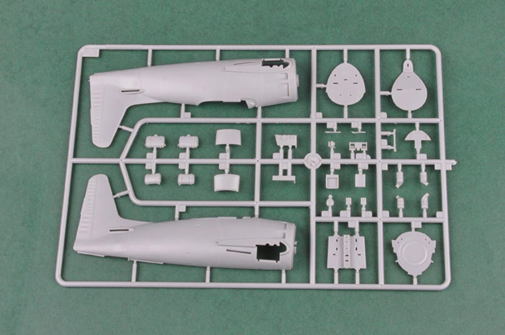 1/48 Hobby Boss F8F-2 Bearcat - Squadron.com